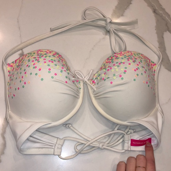 Victoria’s Secret Bikini Top - Picture 2 of 4